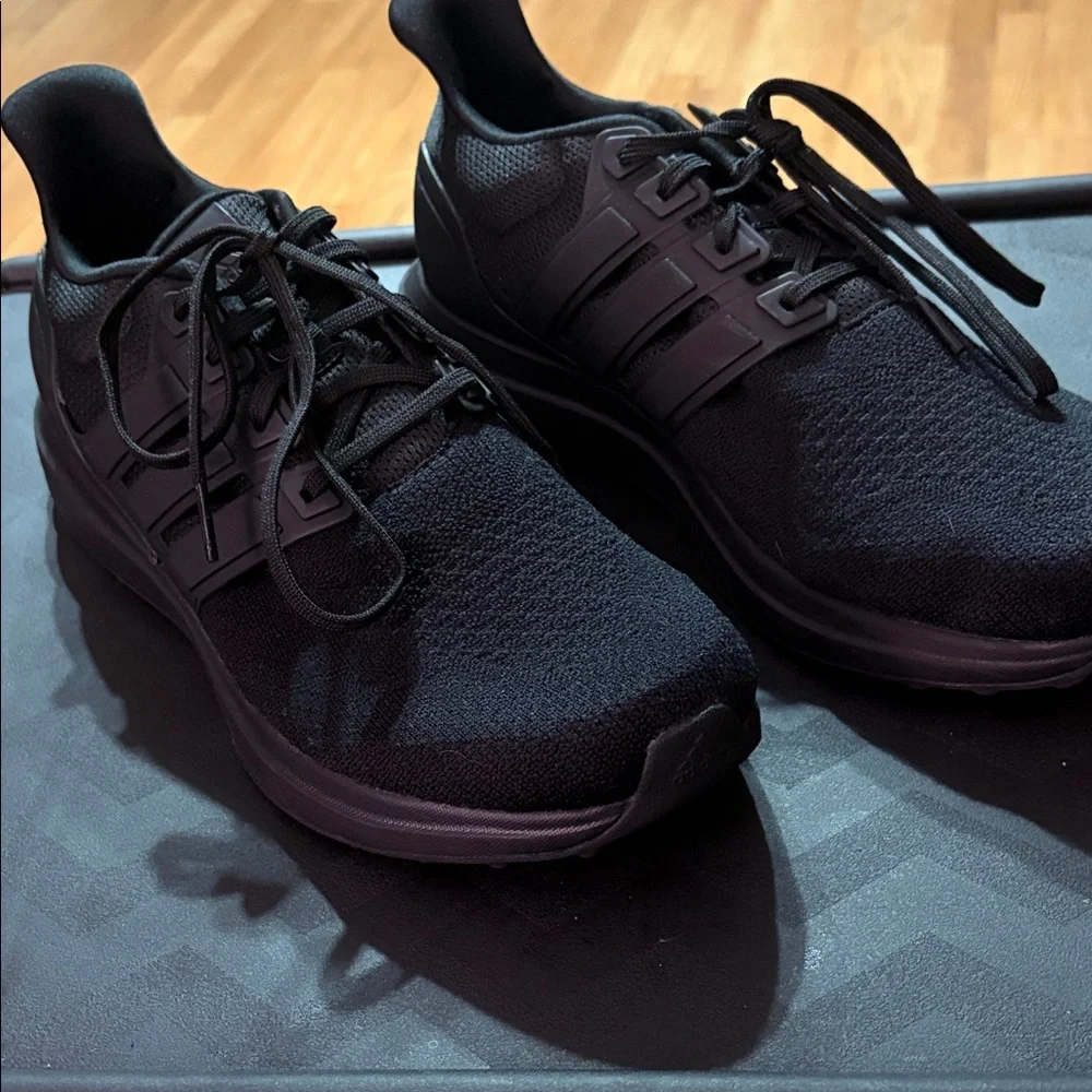 Adidas Bounce Black Knit Sneakers Running Shoes Size [10 1/2 - Picture 1 of 8